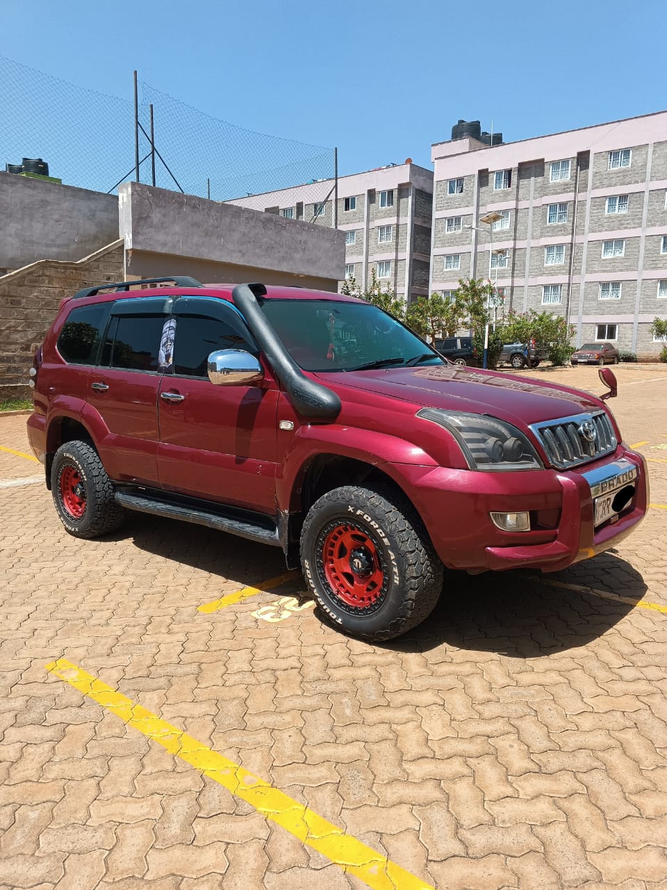 Toyota landcruizer Prado J120 Image 1