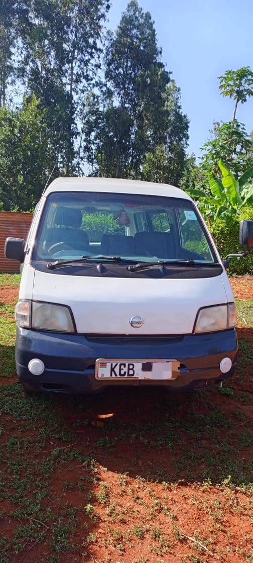 nissan vannete Image 1