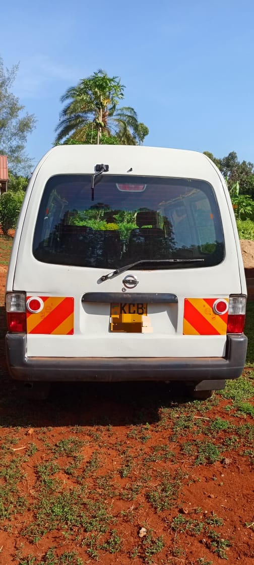 nissan vannete Image 2