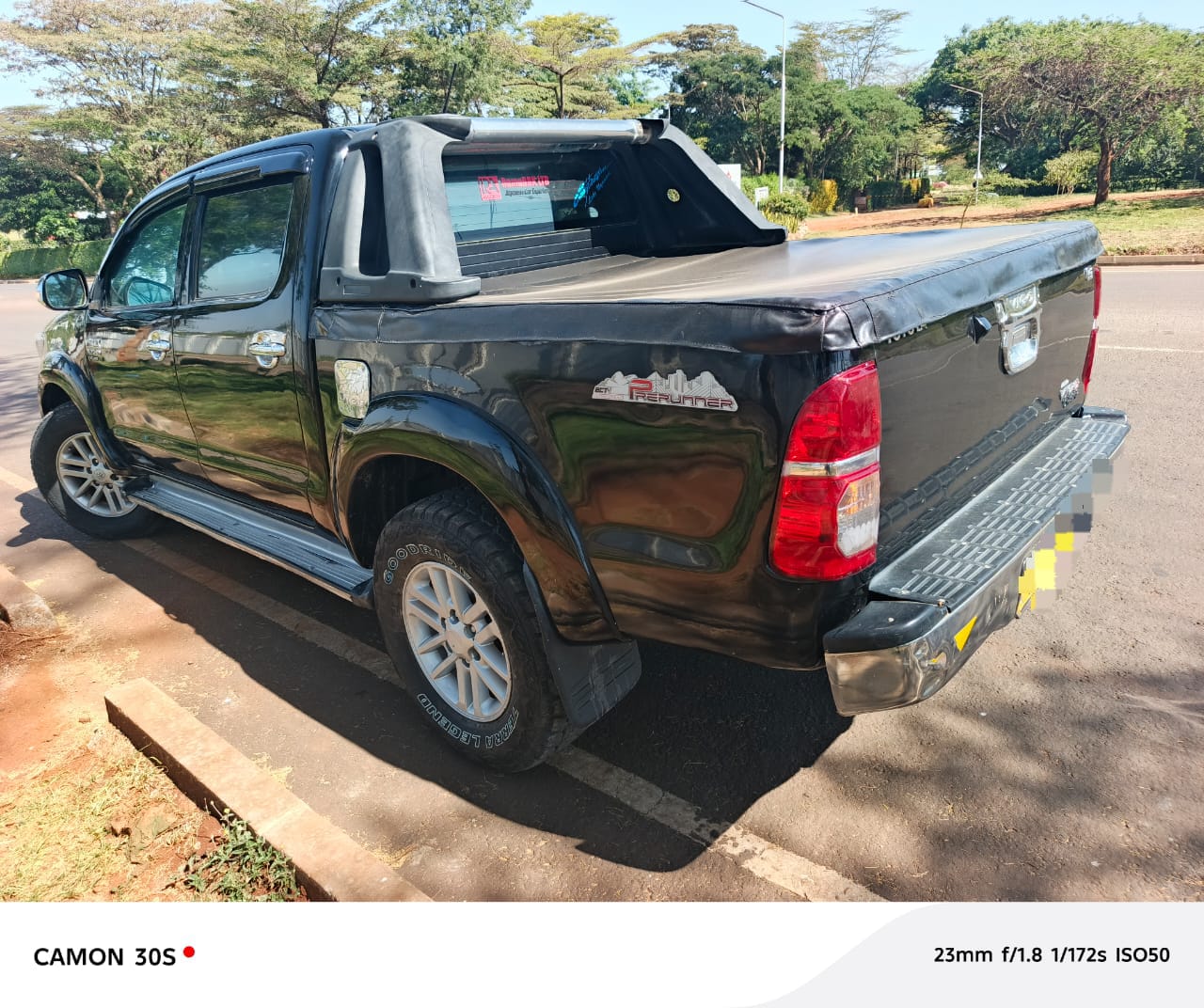 TOYOTA HILUX VIGO Image 1