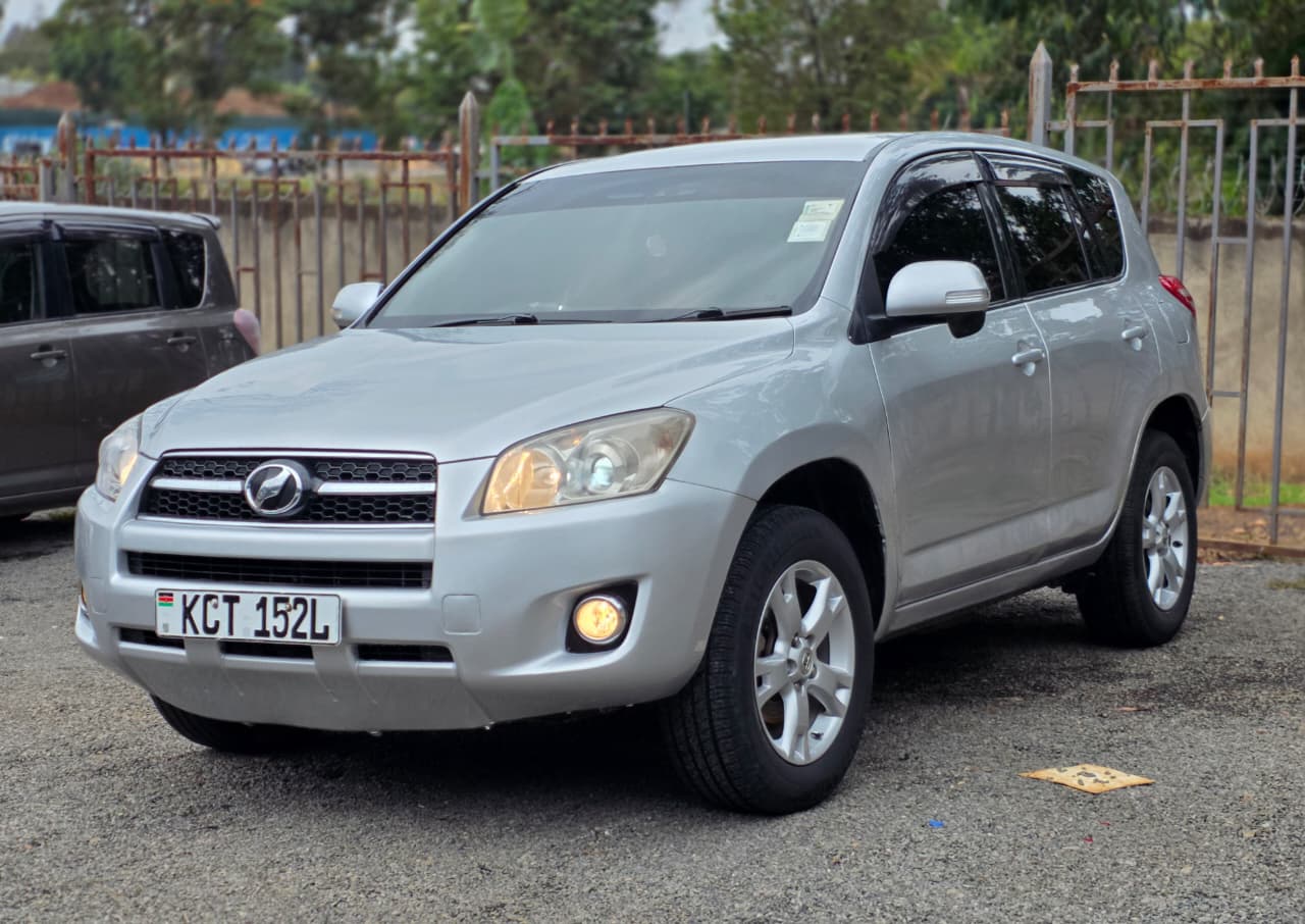 Toyota Rav4 Image 1